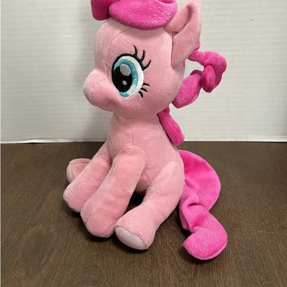 My Little Pony Pinkie Pie Plush 10" Sitting Stuffed Animal Balloon Aurora Hasbro - Picture 7 of 7